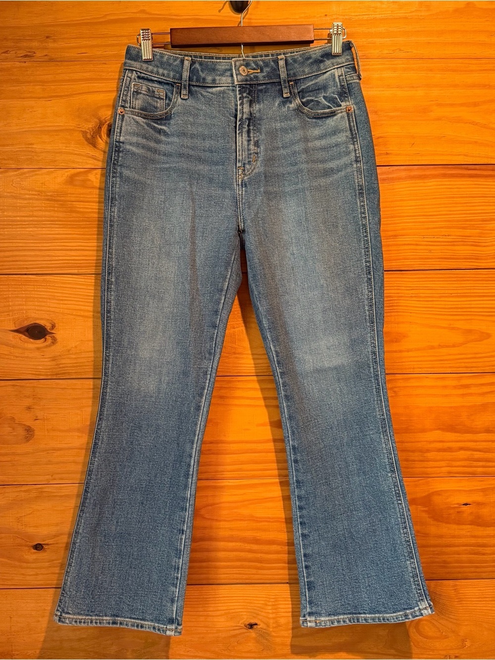 Old Navy High Rise Vintage Cropped Flare Denim Jeans 4 Stretch 26” Medium Wash